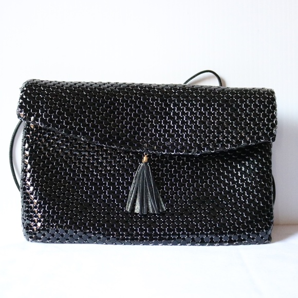 Whiting & Davis Black Mesh Clutch Shoulder Bag Purse Folder Over Tassel - Picture 1 of 14